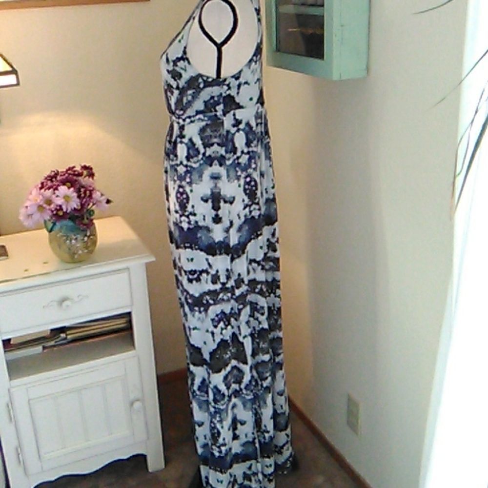 Matty M Maxi Dress - Picture 5 of 11